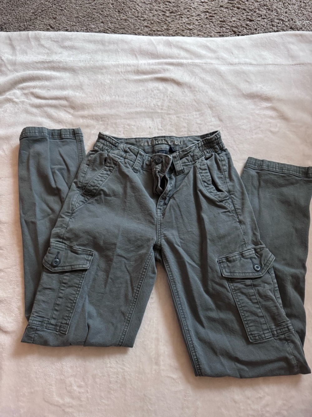 American Eagle Outfitters Olive Green Cargo Trousers